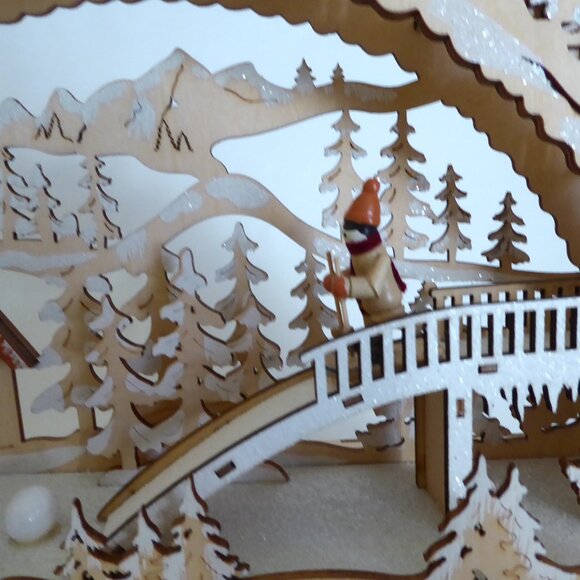 NEW 13” CHRISTMAS WINTER LED LIGHT UP LASER CUT WOOD SKI VILLAGE SNOWBALL SCENE - Picture 7 of 16